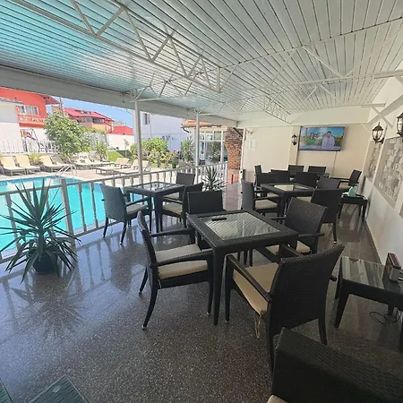 Marailis Hotel