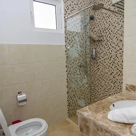 Marailis Hotel 4*