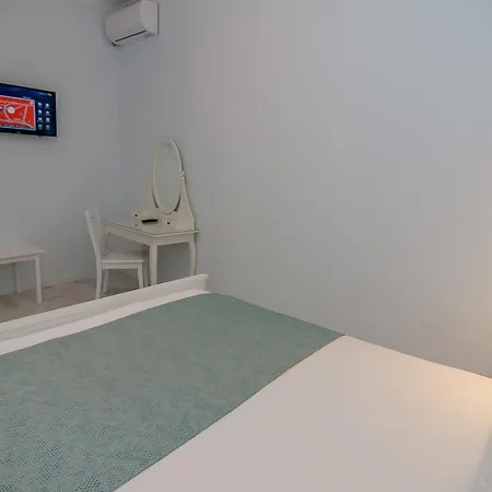 Hotel Marailis 4*