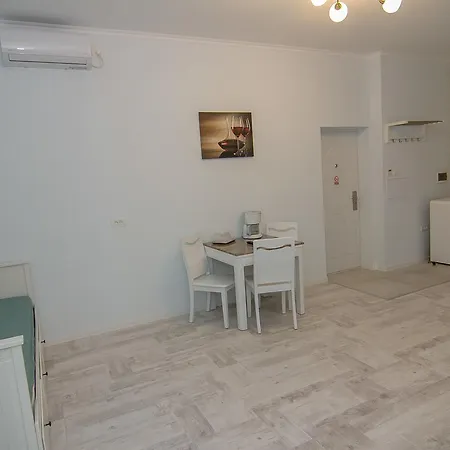 Marailis Hotel 4*